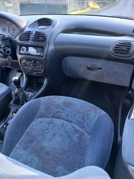 Peugeot 206 muito estimado 1.1