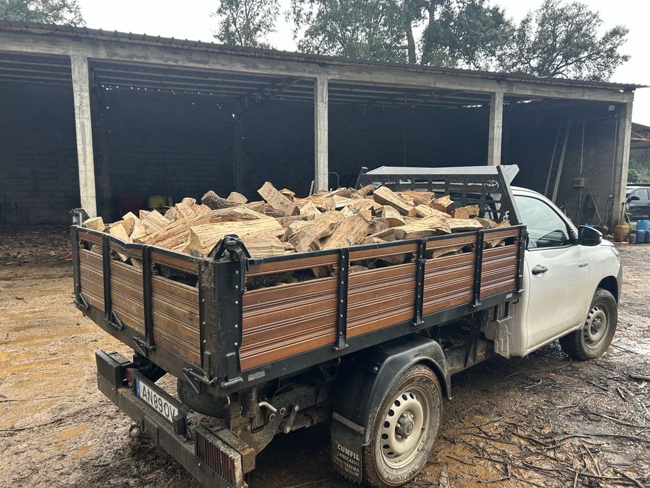 Vende-se Lenha Seca