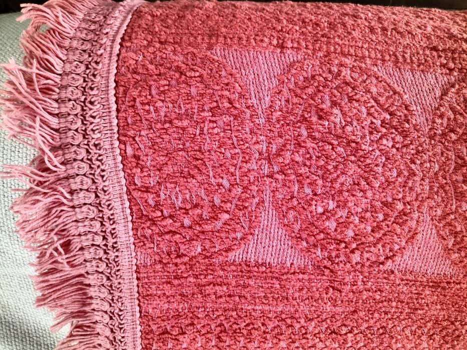 Colcha com franja  antiga