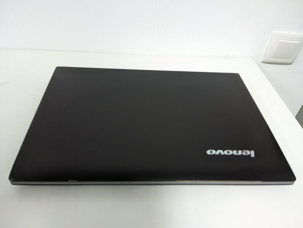 Игровой ноутбук Lenovo Z500 - 15.6" | i5 | Nvidia 2GB | 8GB | 750GB