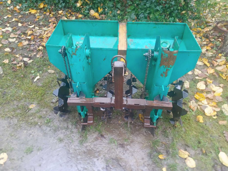 Трактор Т012 1992 р+ктн+вгортач+картоплесажалка+оприскувач+розгорач