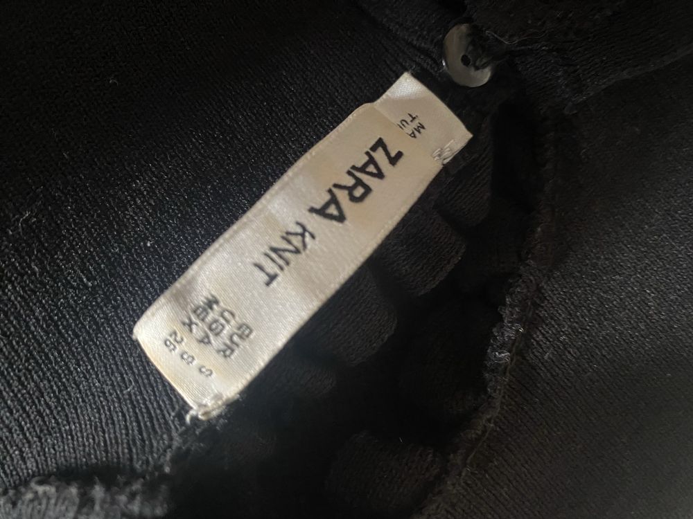 Top bluzka czarna zara crop top czarny falbanki