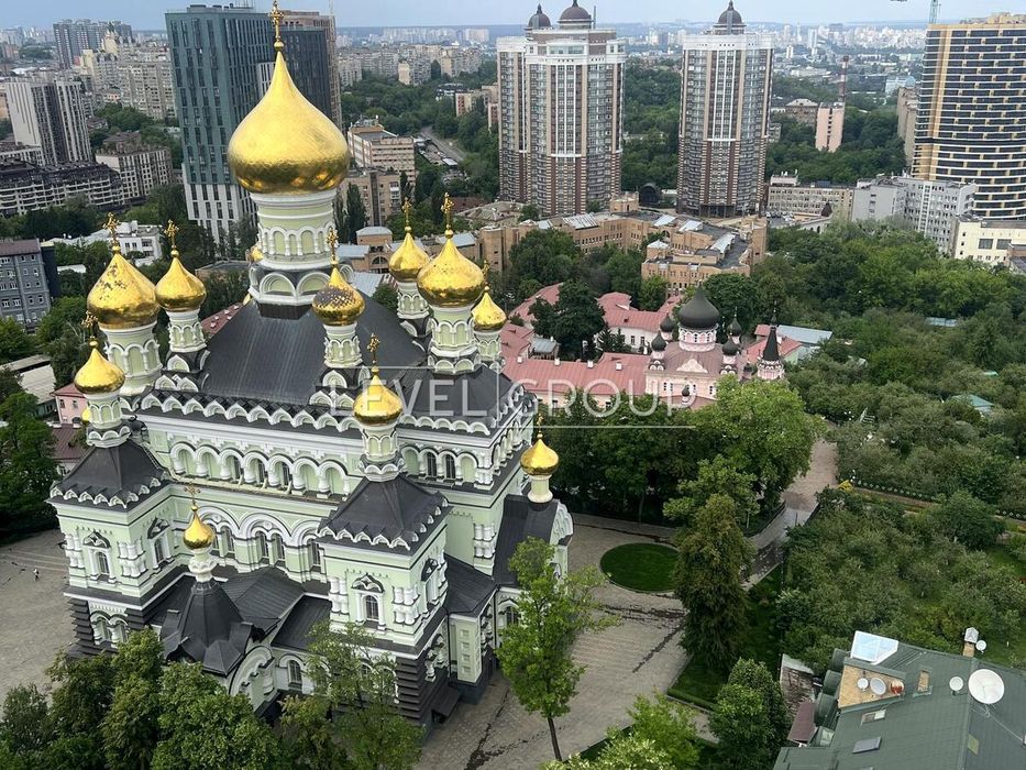 Центр! Продаж 3-к. панорамної квартири з терассою в преміум ЖК A52.