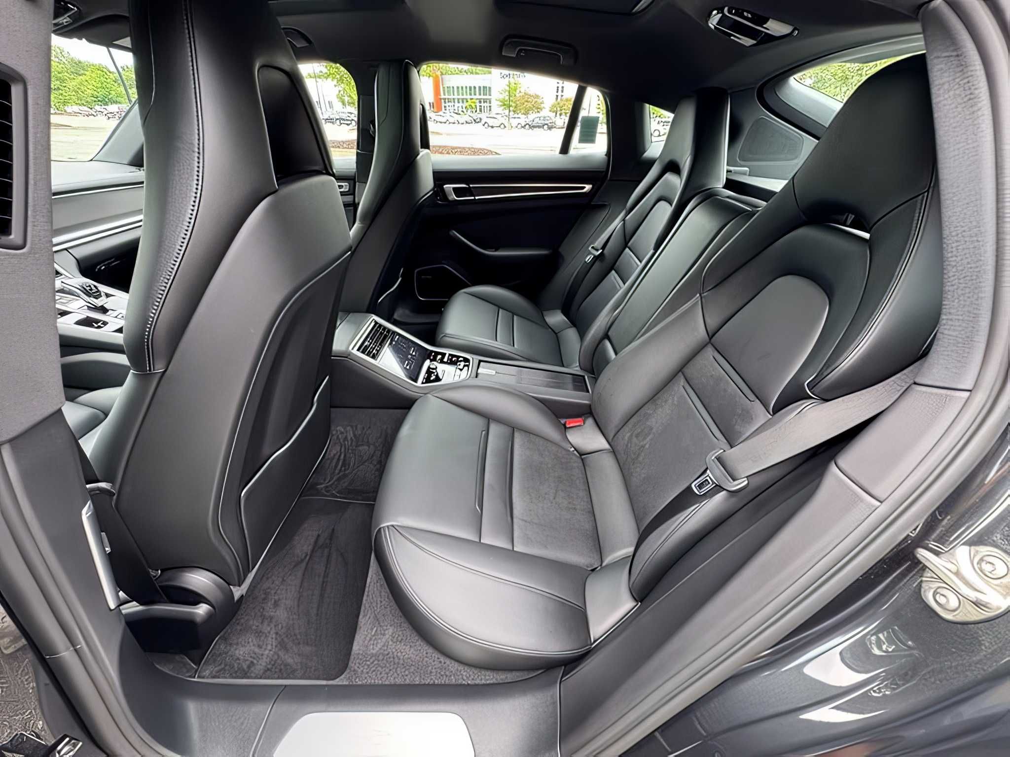 2021 Porsche Panamera
