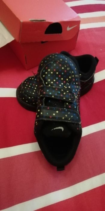 Sapatos Nike número 24