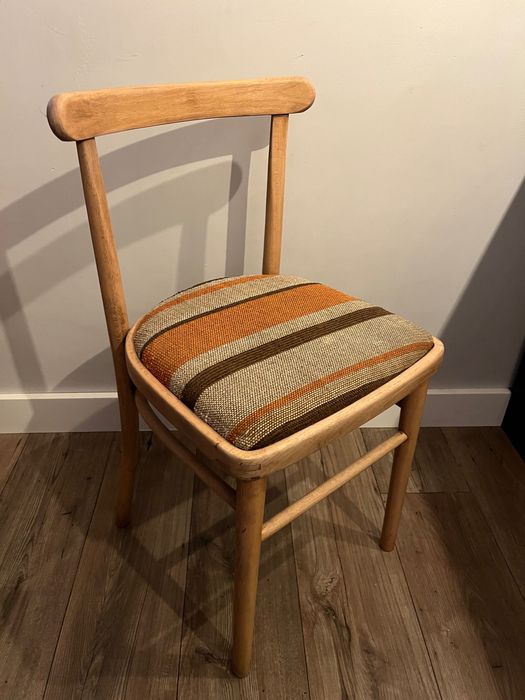 Odnowione krzesło Radomsko A - 7602