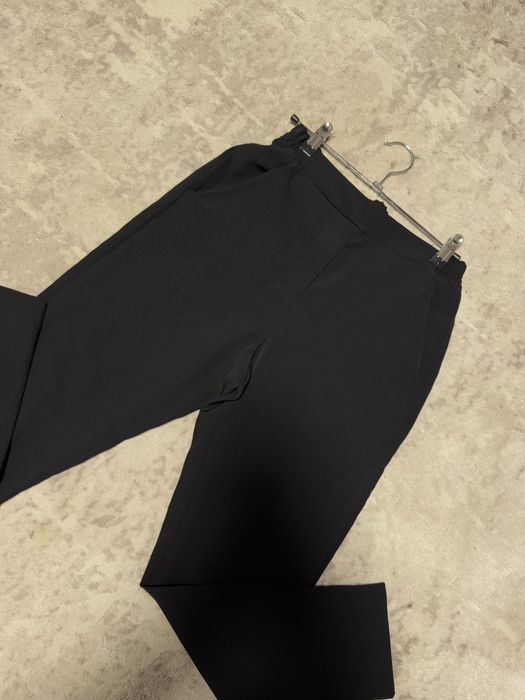 Штани з кишенями Брюки прямі Чорні Intimissimi