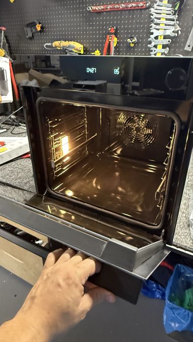 Piekarnik parowy BSA6634PBG8 Hisense Nowy