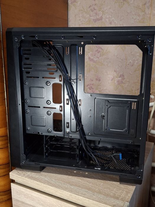 Ігровий корпус для ПК Trust GXT 1110