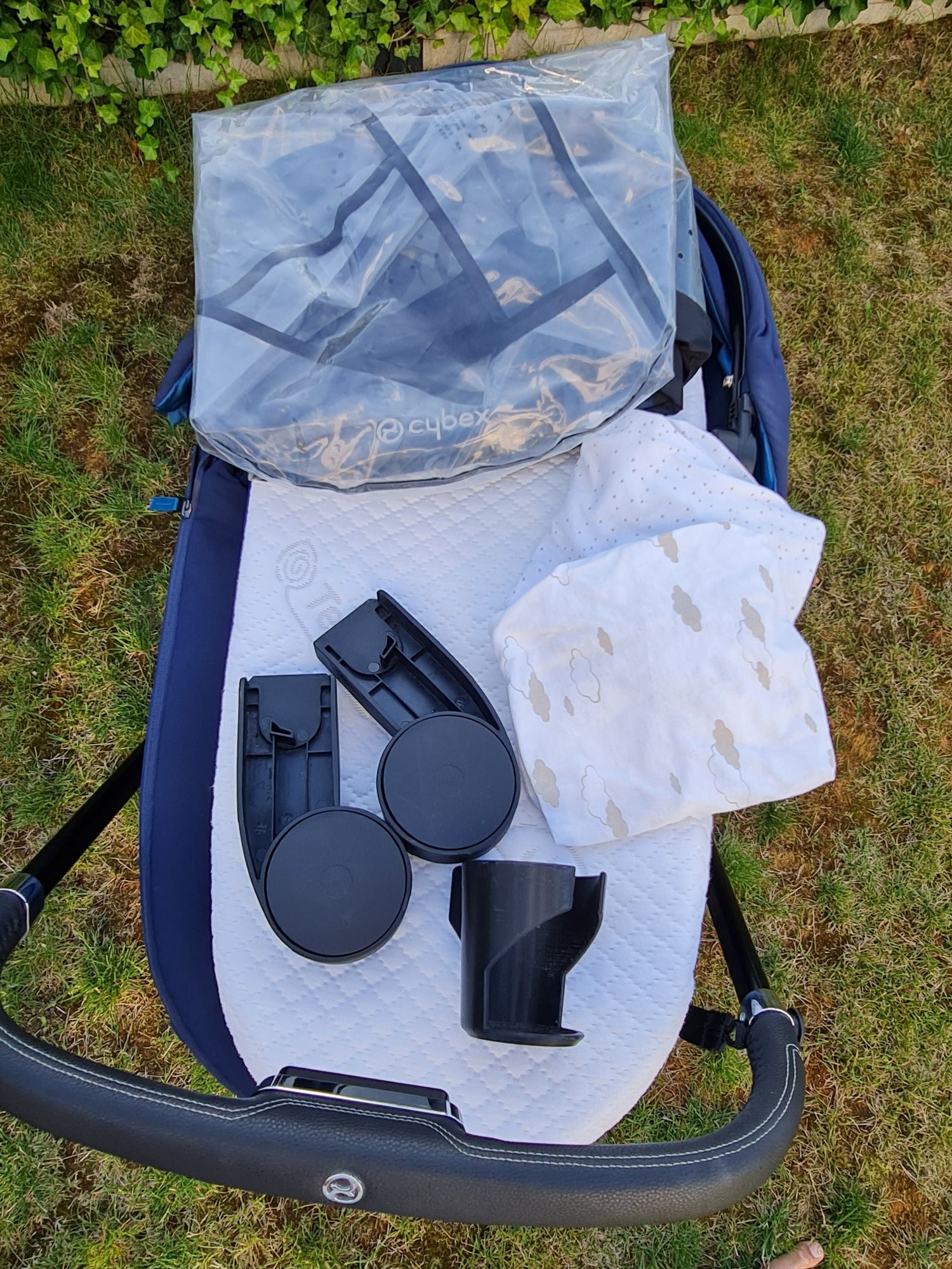 REZERWACJA do 10.08 | Wózek Cybex Priam 4.0 | gondola + rama z dodatka