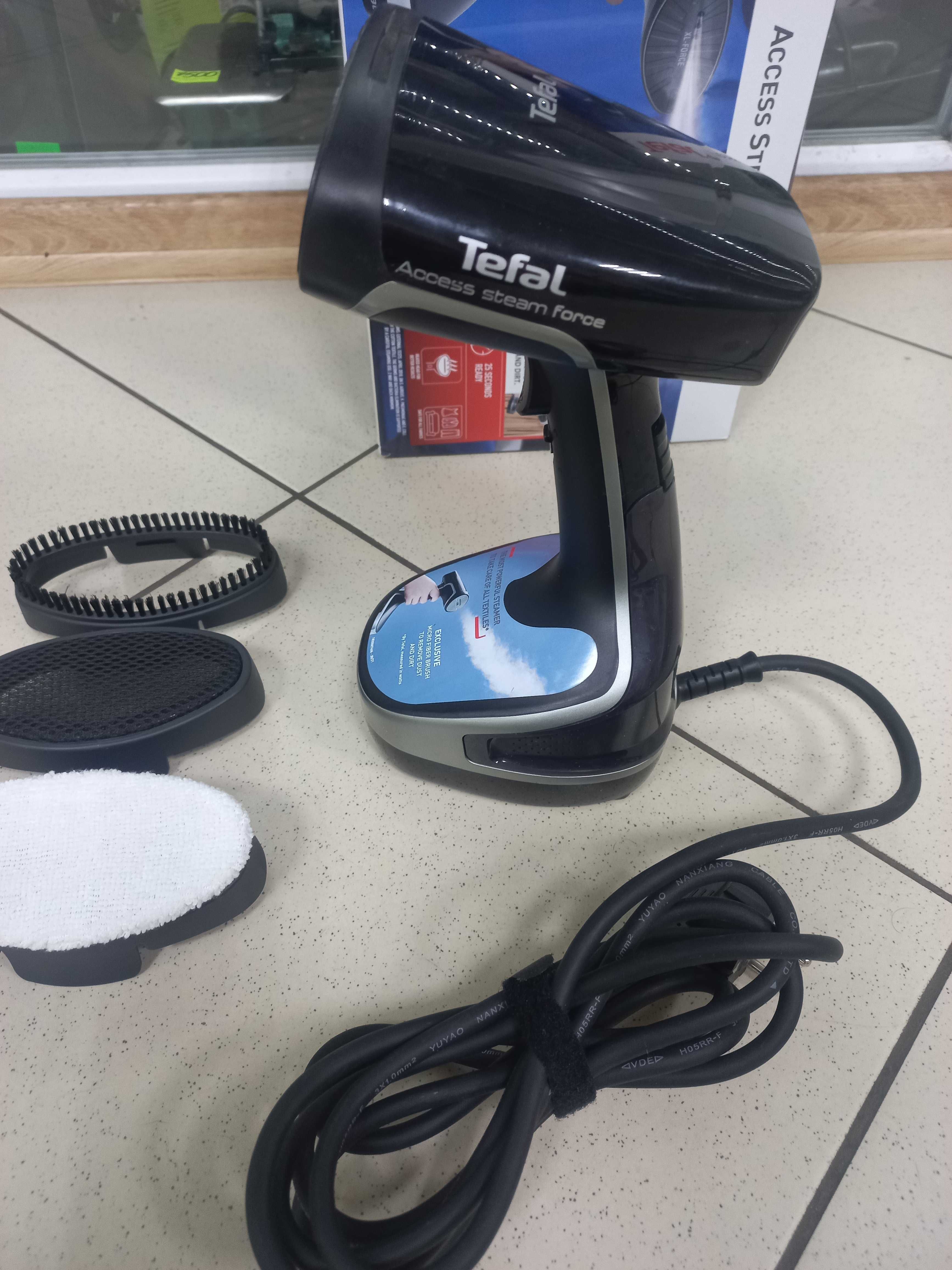 Відпарювач Tefal DT827E1