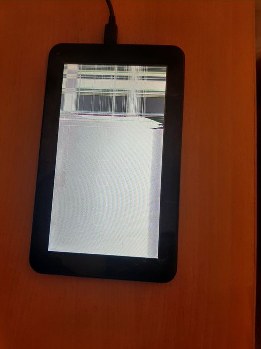 Планшет Samsung M755 НА ЗАПЧАСТИ в рабочем состоянии