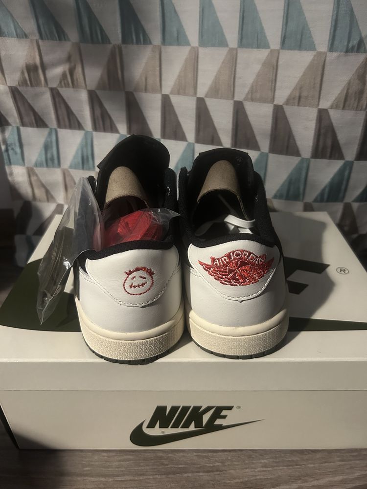 Buty nike damskie / meskie Retro Low OG SP Travis Scott jordan