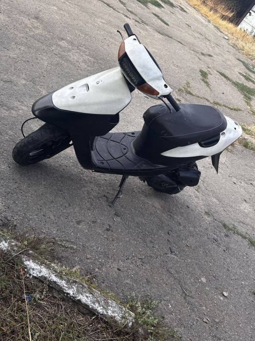 Скутер Suzuki lets 2