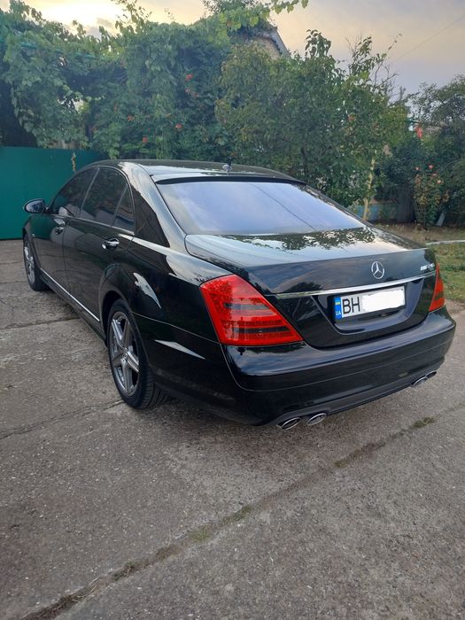 Mercedes -Benz S-Class