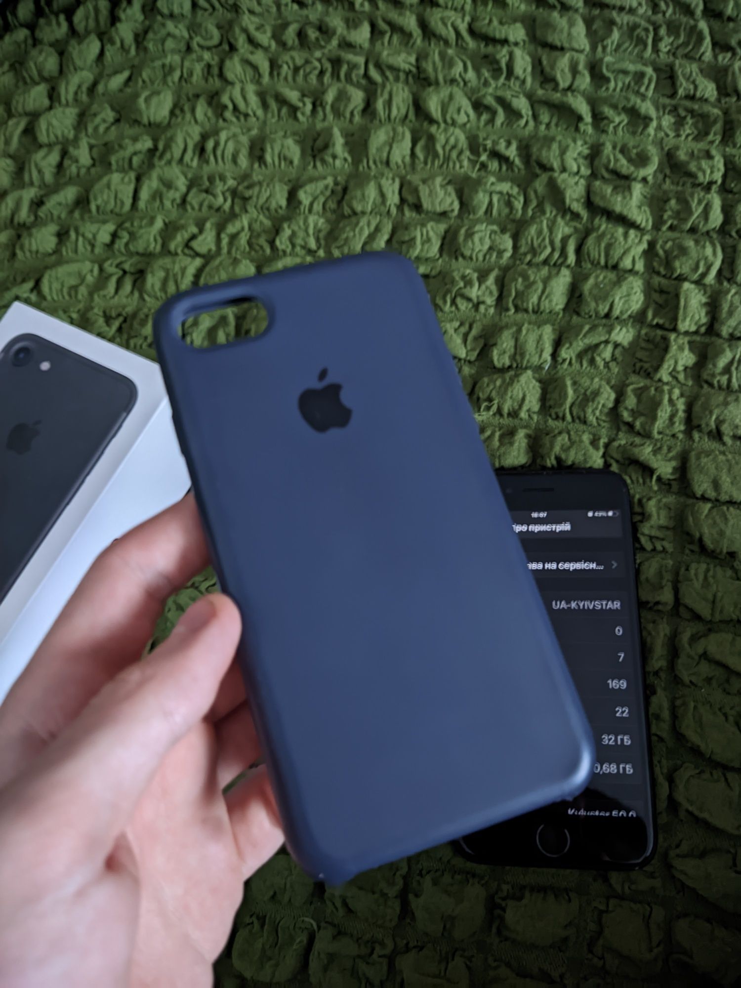 Продам iPhone 7 32 ідеал