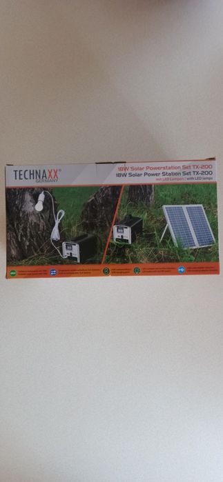 Powerbank solarny Technaxx Stacja ładowania 18W Czarna (TX-200)