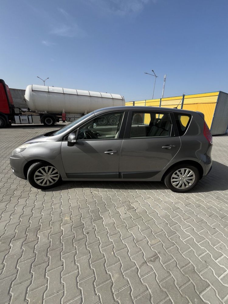 Renault Scenic 2010