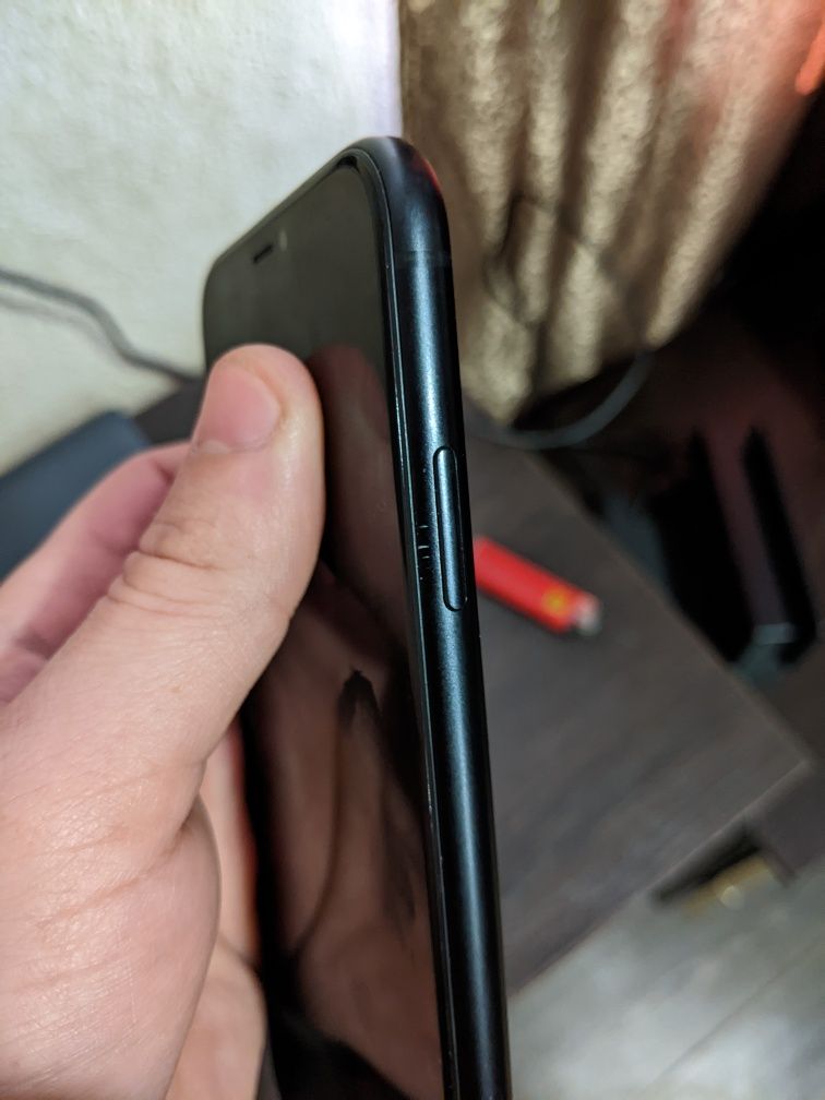 iPhone Xr офіційний 128Gb