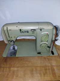 Máquina de costura "Oliva CL 62"