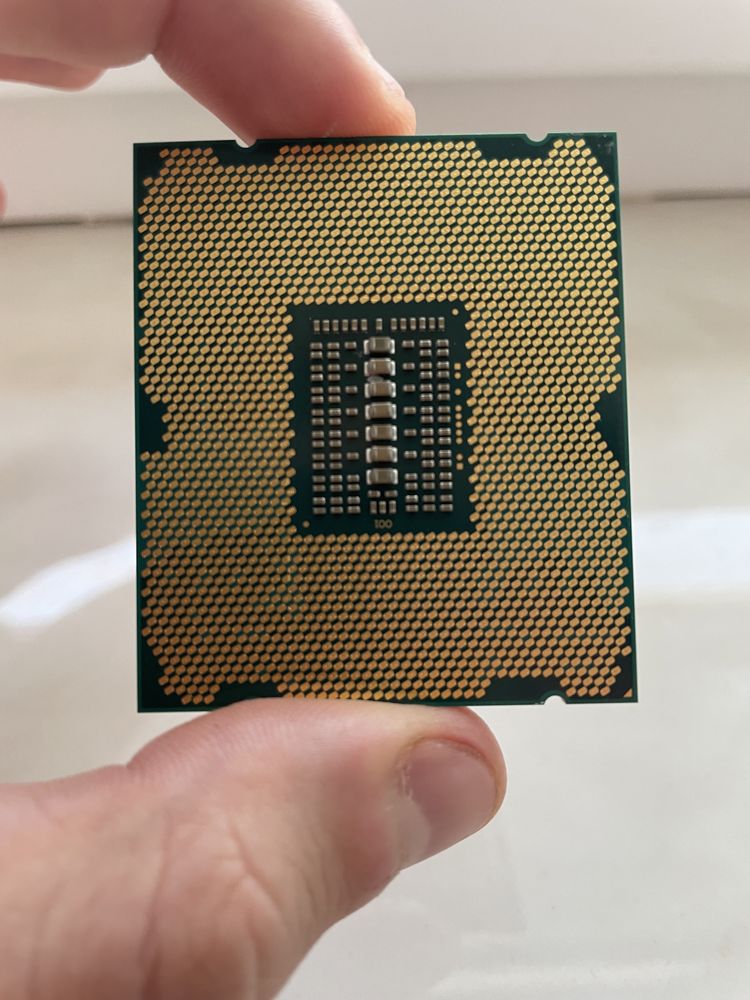 Процесор Intel LGA 2011 xeon E5-2640v2