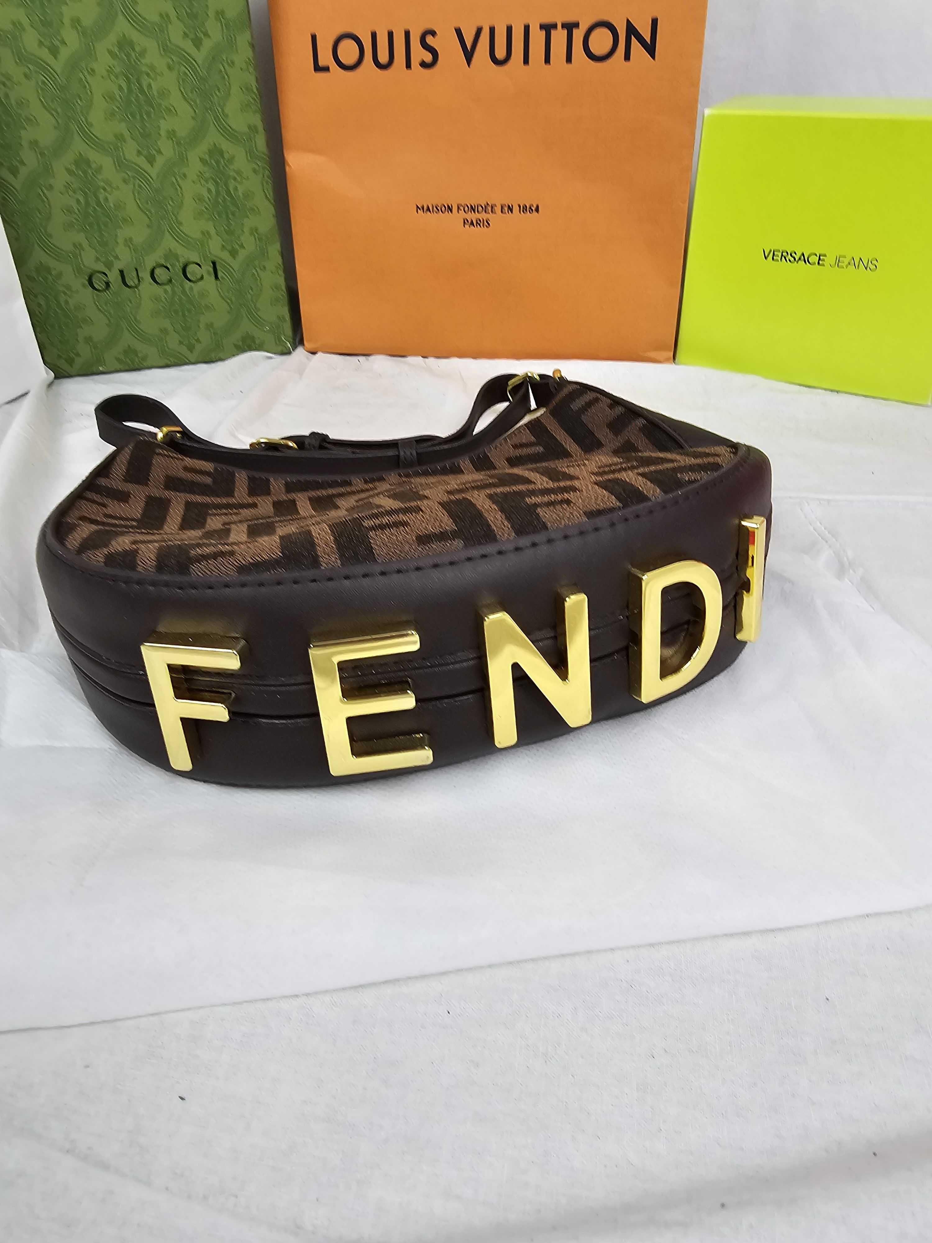 Torba łódeczka Torebka damska Fendi monogram brazowa logowana