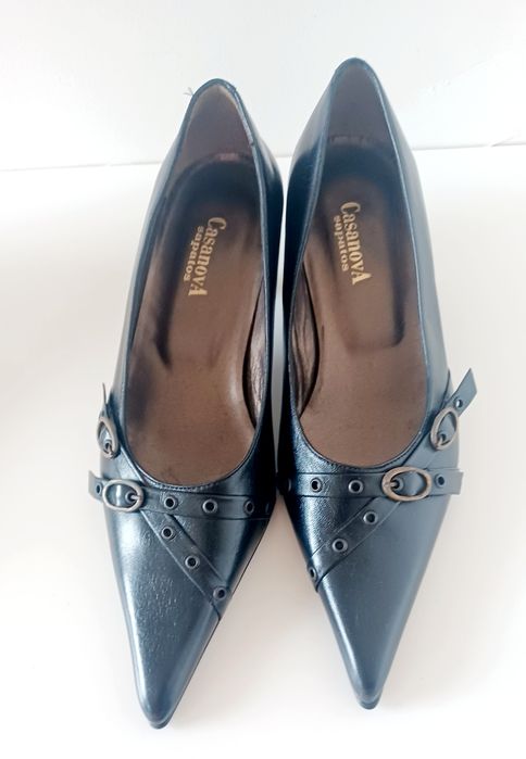 Sapato em pele genuína tamanho 35