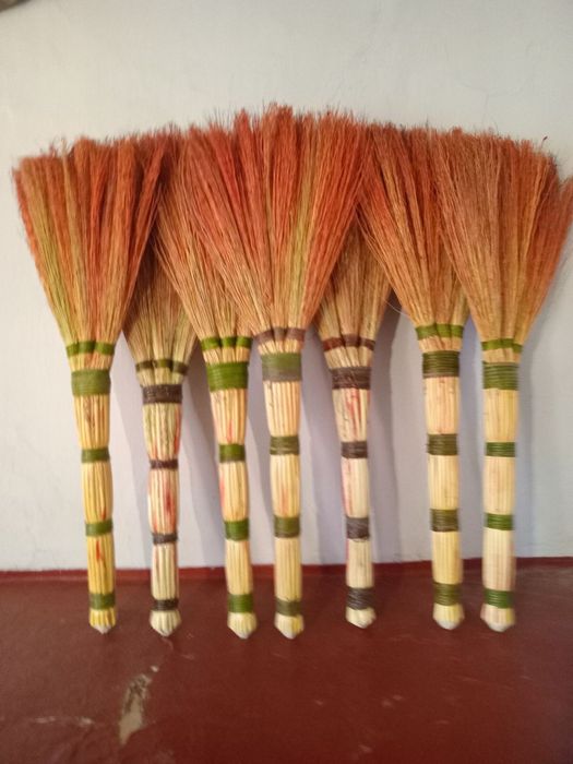 Віники, ручна робота