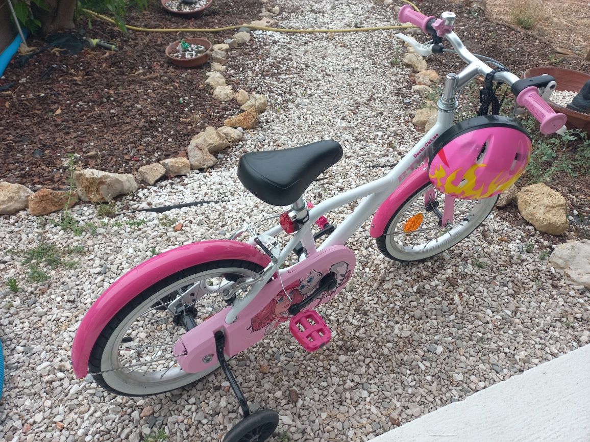 Bicicleta de criança COMO NOVA 4-6 anos com rodinhas ( BTWIN docto gir