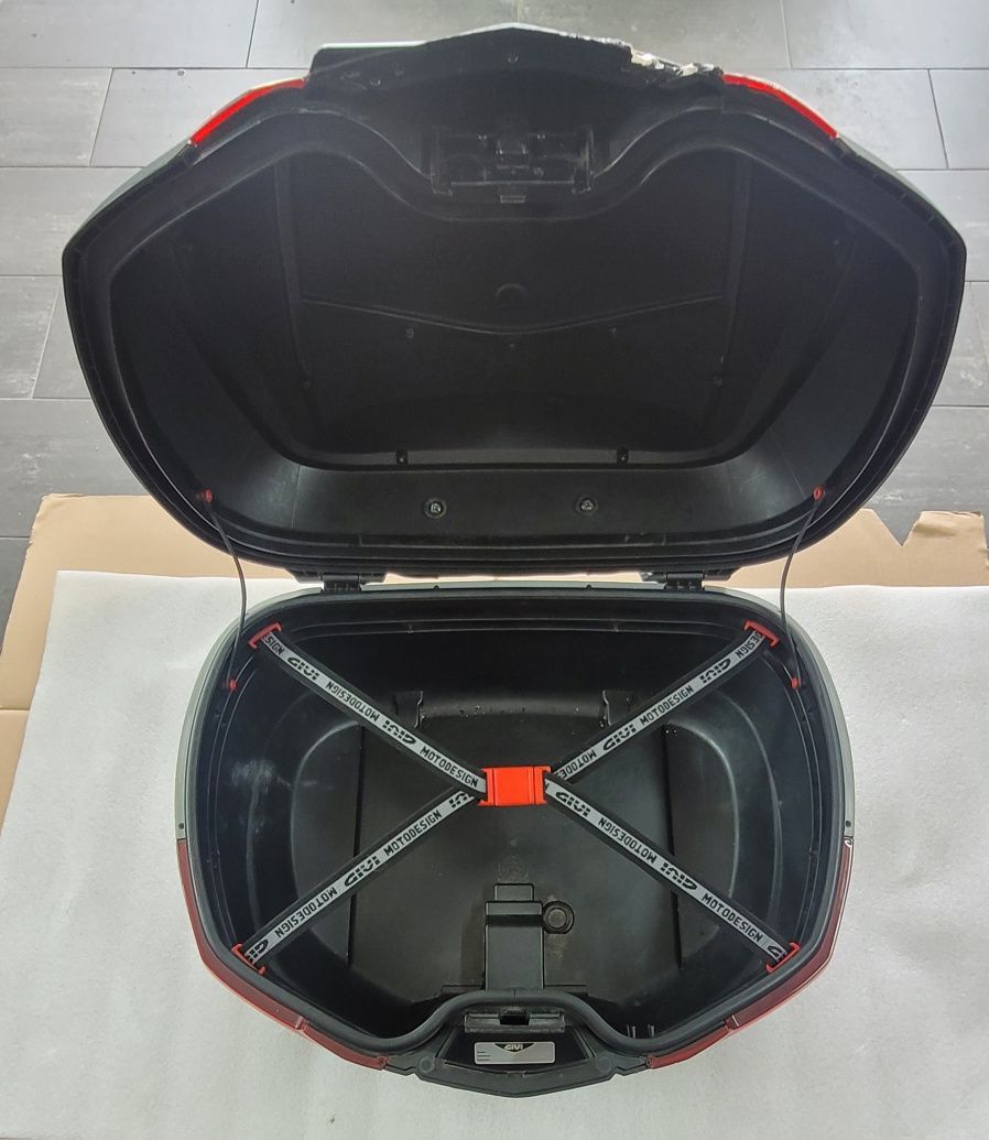 Top case Givi v7 monokey