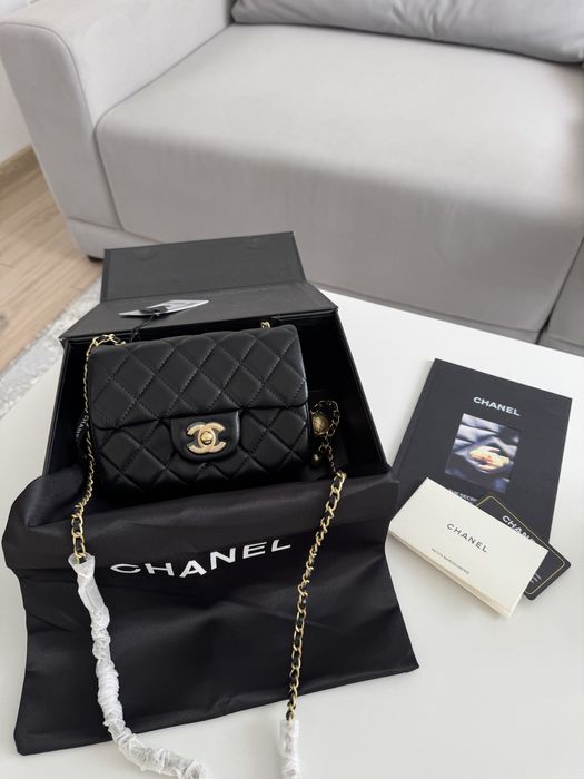 Chanel classic mini 17 cm