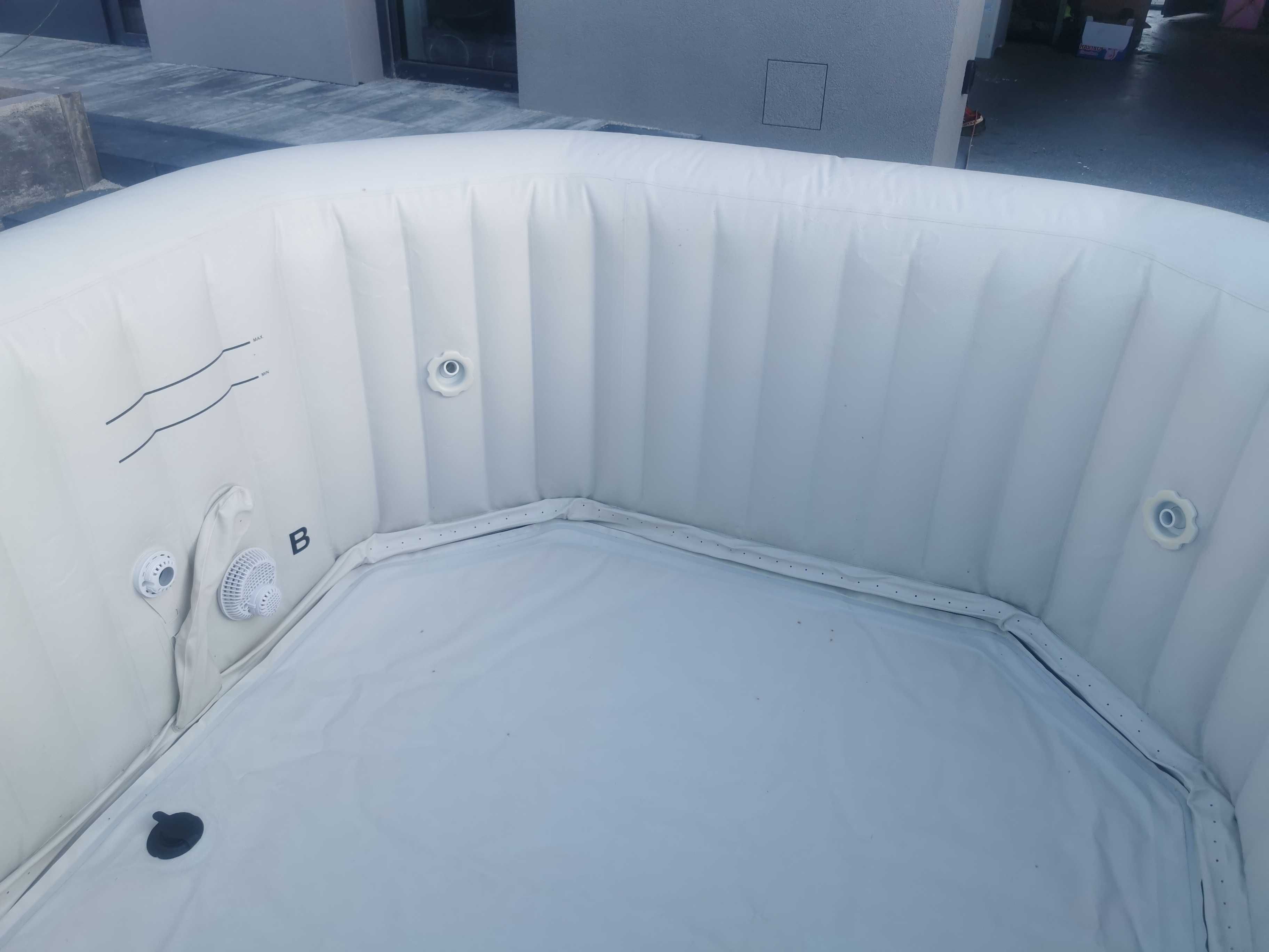 Jacuzzi Intex pure spa, 140 dysz pow+ 4 wodne, generator chloru