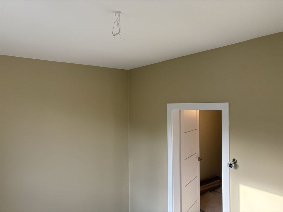 Gładzie,szpachlowanie,malowanie.Malowanie natryskowe