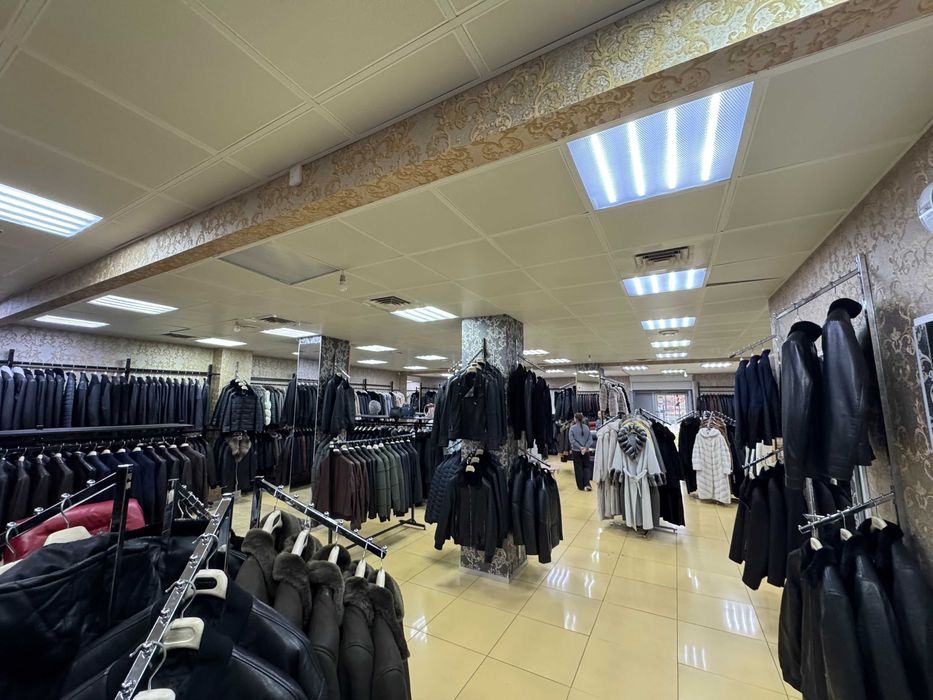 Фасадне приміщення в центрі по бул. Шевченка