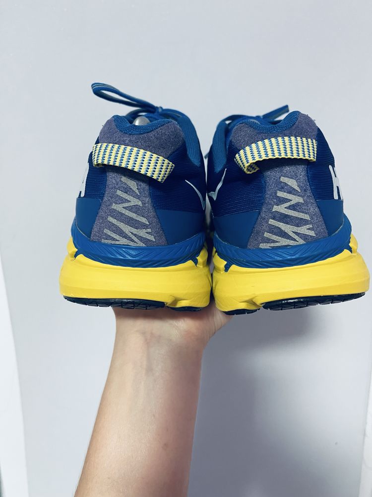 Кросікви чоловічі HOKA 44р