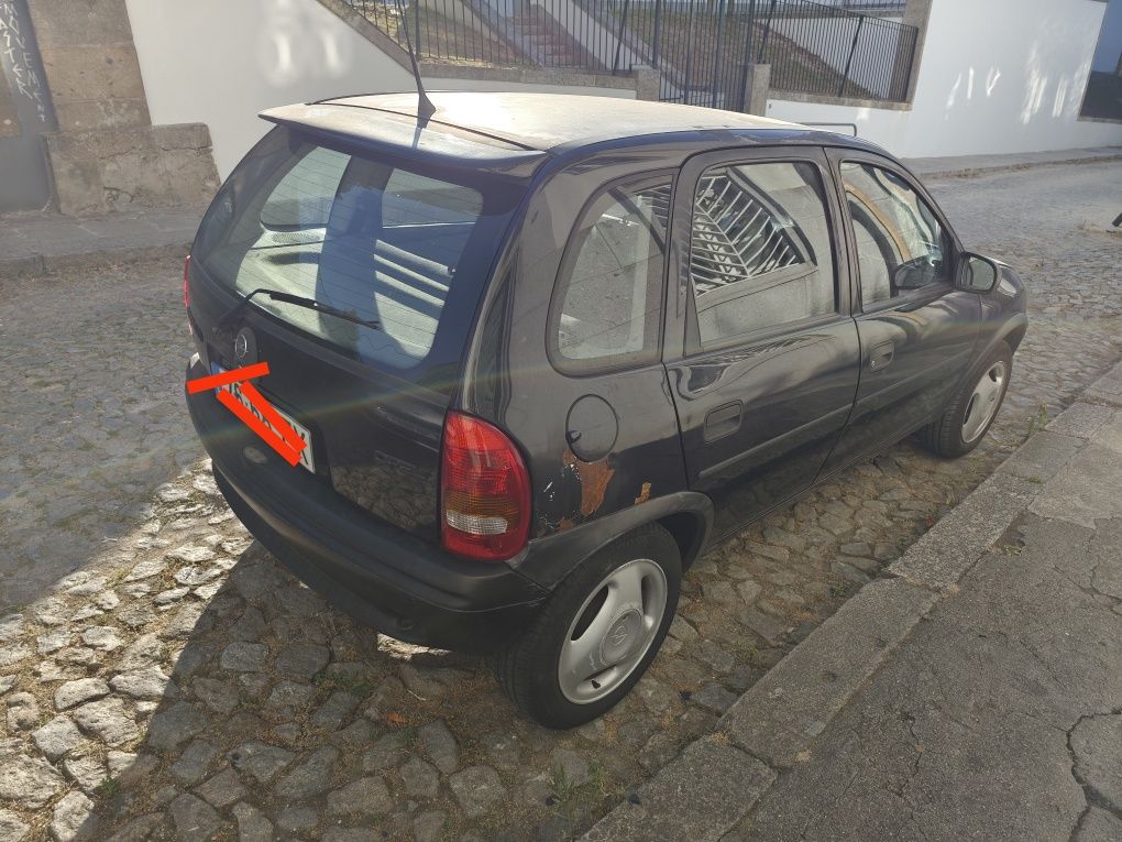 Opel Corsa bom estado