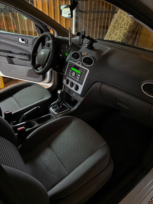 5000$ Продаю Ford Focus 2  2005 — стан ідеальний!