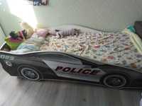 Дитяча кровать в виде машини в ідеальному стані