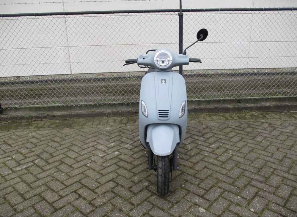Skuter BTC Riva 4  50 ccm 4 suw