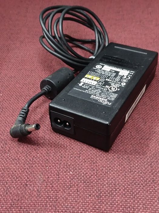 Oryginalny Zasilacz Fujitsu Siemens ADP-90SB AD 20V 4.5A