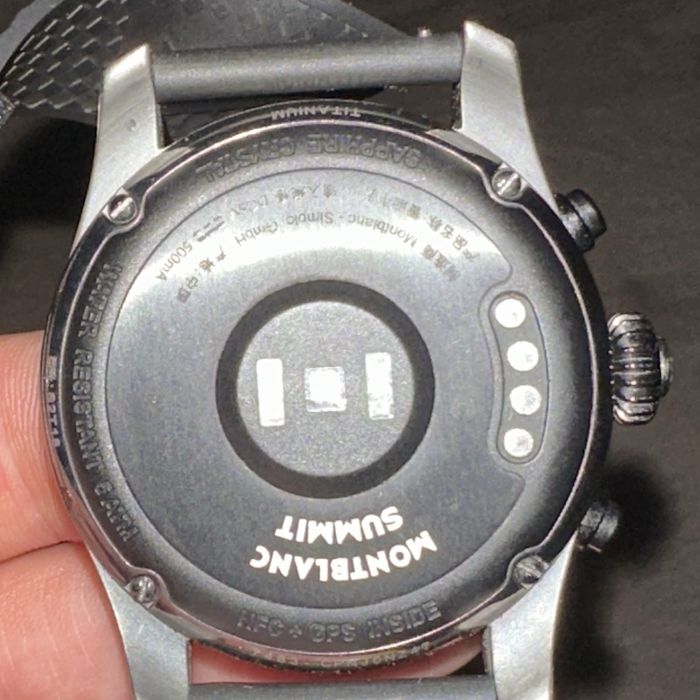 Швейцарский смарт годинник Montblanc Summit 2