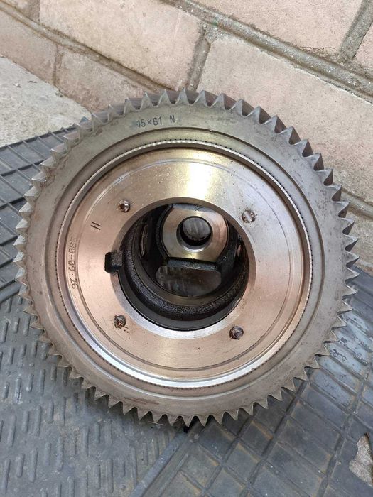 Диференціал КПП 15x61 зубів JC7000 JC7001 Дифференциал 15 61 зуб