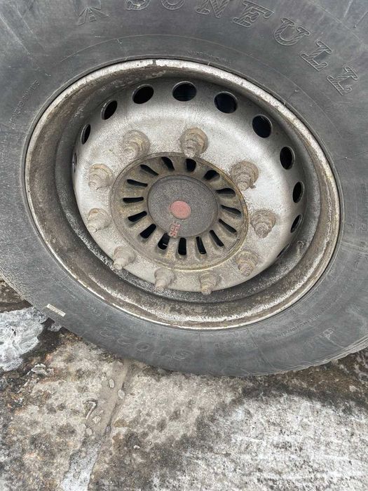 самосвал напівпричіп