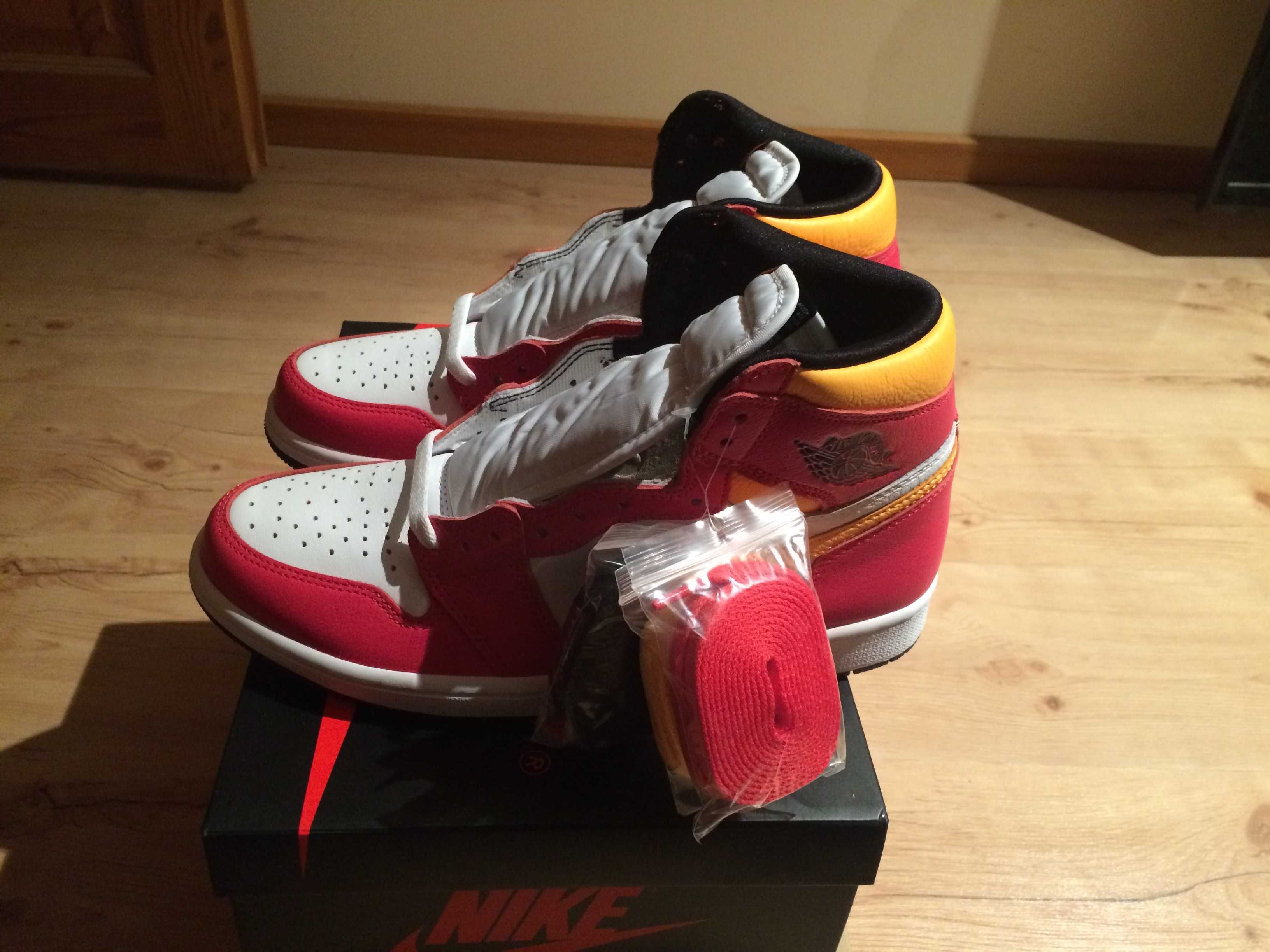 NOWE Jordan 1 High Light Fusion Red r.42,5 (9US)