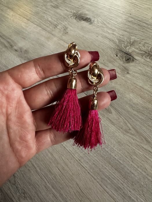 Zestaw kolczyków pięć par długich kolczyków i naszyjnik Biżuteria