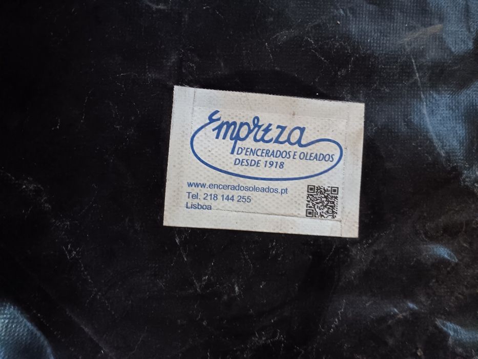 Vendo lona 10x10m
Usada apenas uma vez, está em pe