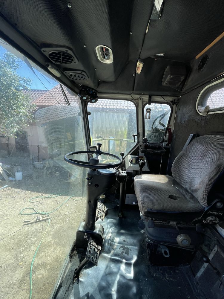 Claas Dominator 106