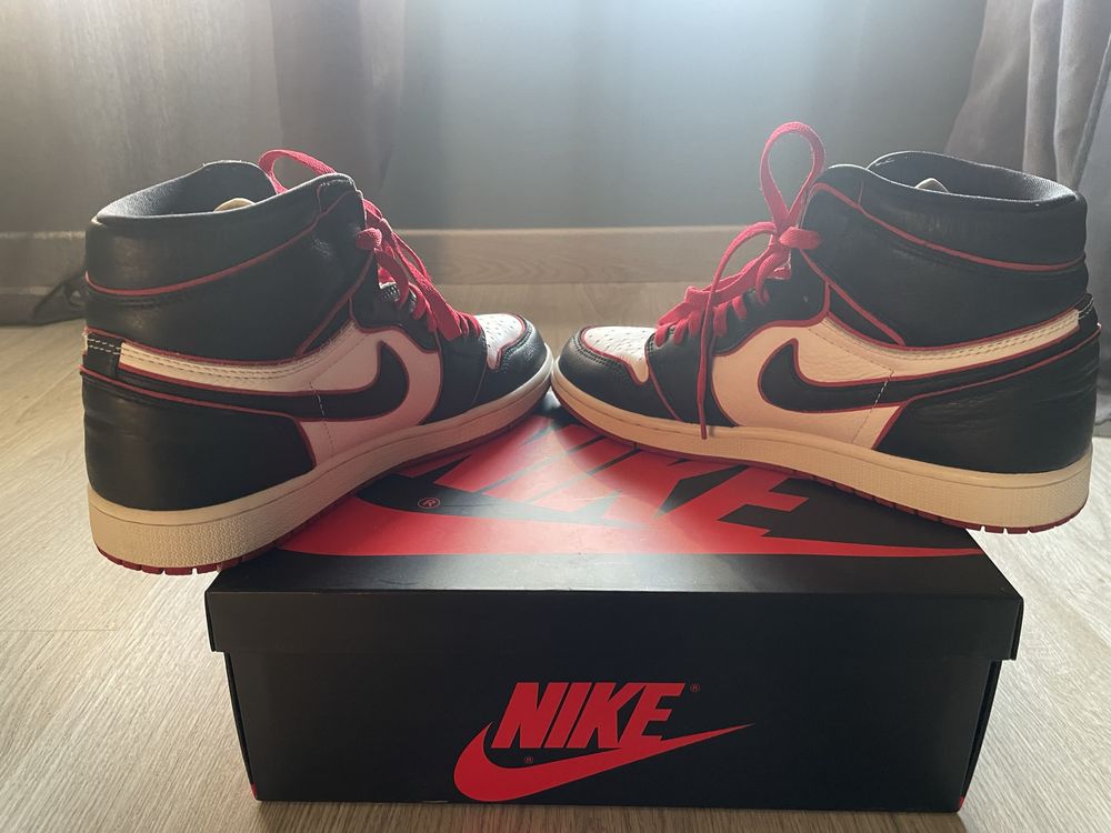 Jordan 1 bloodline