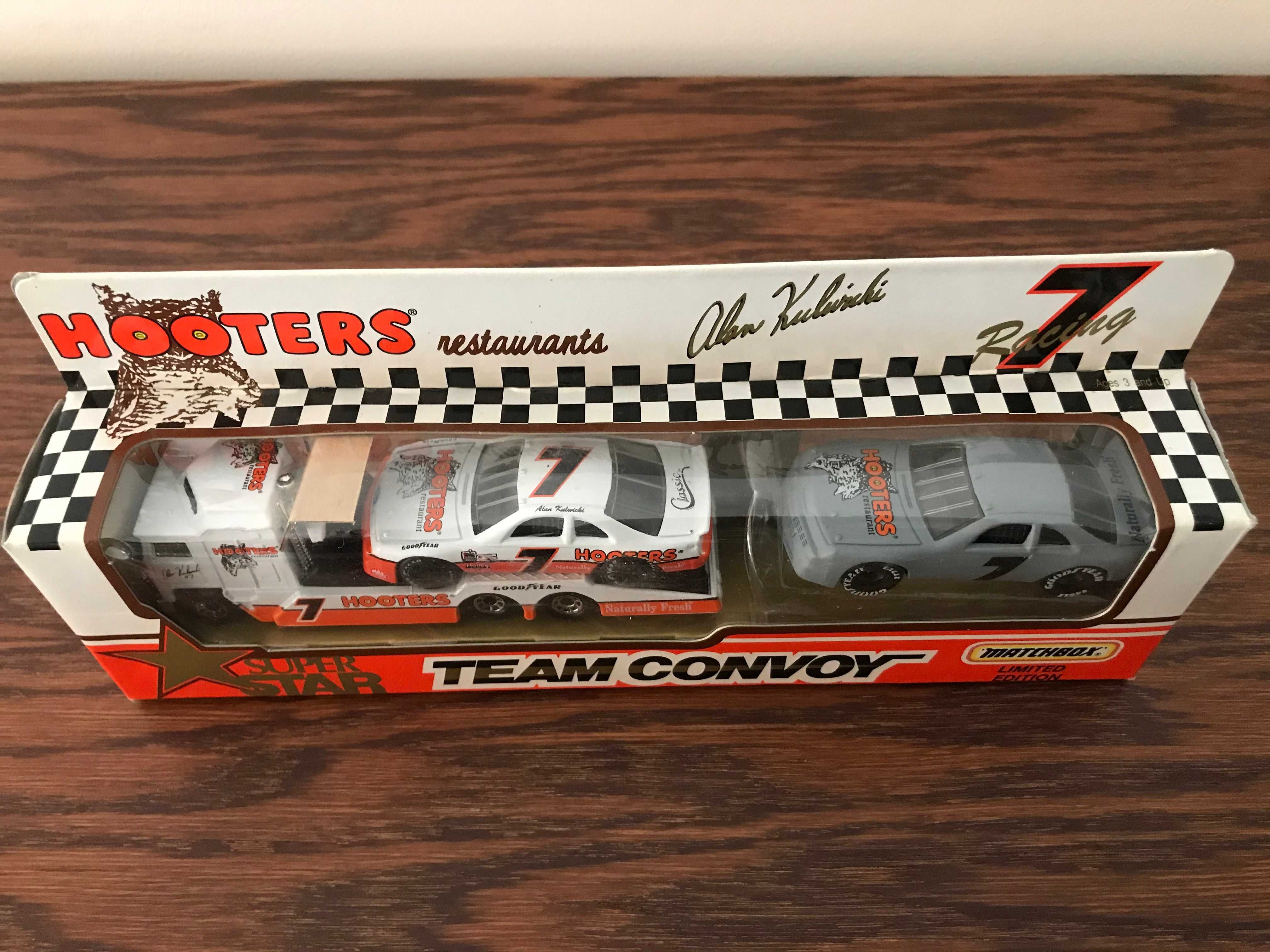 matchbox resorak limited edition team convoy hooters 7 Alan Kulwicki