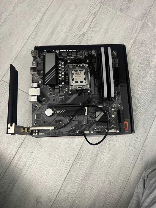 Потужний комплект  | Ryzen 7 8700F + DDR5 6400 + B650M + WiFi